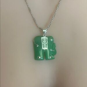 Green Elephant Jade  Pendant 18 sterling silver Necklace